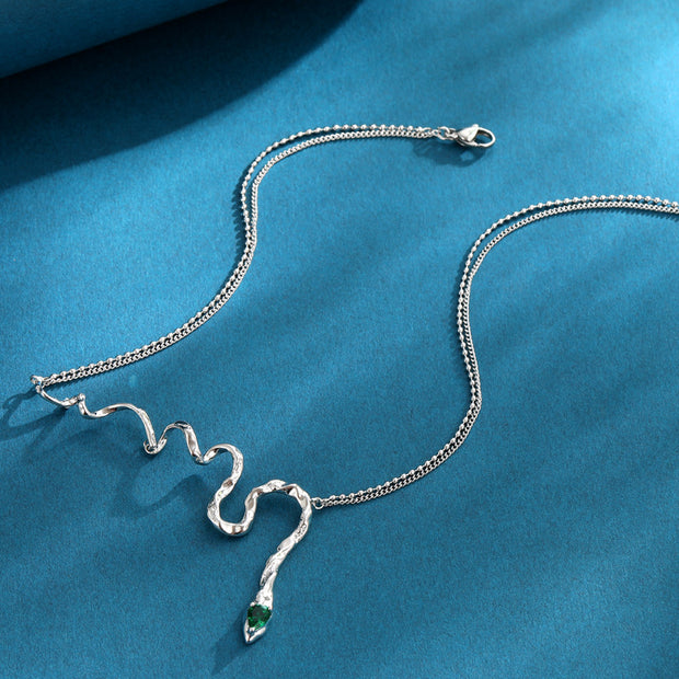 Magic Snake Enchanting Design Necklace Women's Green Zircon